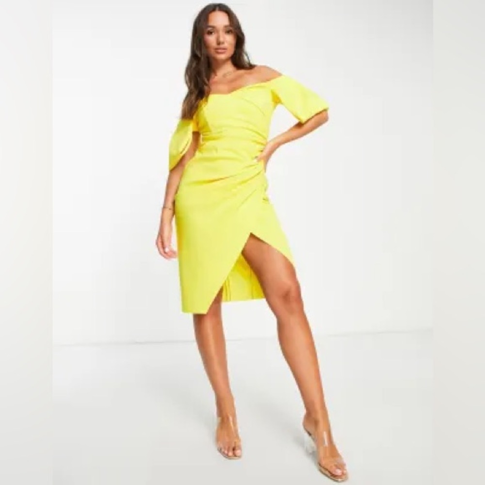 Perfect summer cocktail dress for wedding and other special occasions.
